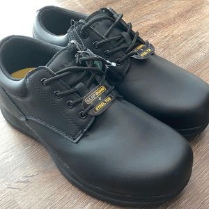 Slip Guard Steel Toe Perry Ellis Shoe 
